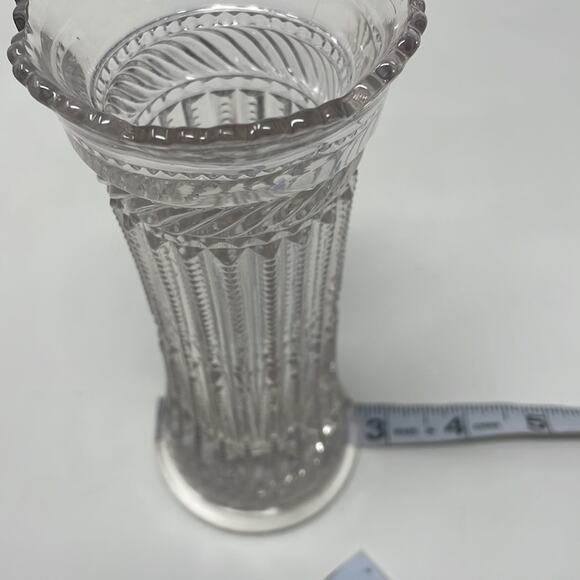 Vintage Early American Pressed Glass Strigil vase Tarentum Glass Co - Picture 9 of 10